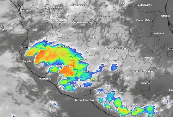 Las recientes imágenes de satélite muestran el desarrollo de núcleos de tormenta, provocando lluvias fuertes a muy fuertes y granizadas.