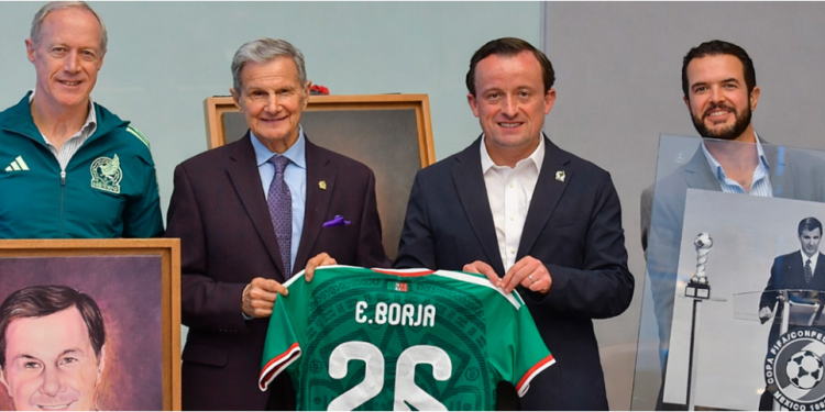 COMITÉ EJECUTIVO DE LA FMF RINDE HOMENAJE AL EXPRESIDENTE ENRIQUE BORJA