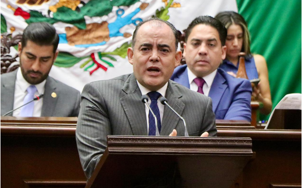 Prohibir deuda de largo plazo es una demanda ciudadana histórica: Balta Gaona