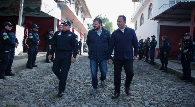 Julio Arreola respalda el operativo para frenar la extracción ilegal de agua y proteger el Lago de Pátzcuaro