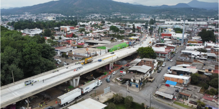 Distribuidor vial La Hielera en Uruapan abrirá circulación este mes: Rogelio Zarazúa