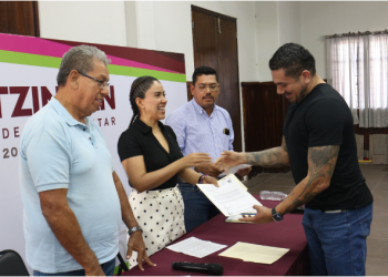 Gobierno de Apatzingán que encabeza Fanny Arreola avanza en las concesiones de agua a productores.
