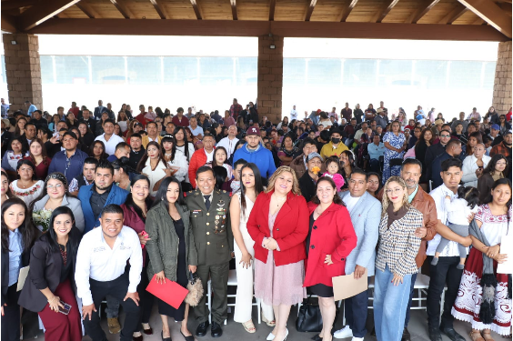 Julio Arreola celebra el amor y la unión familiar en Matrimonios Colectivos 2026 en Pátzcuaro