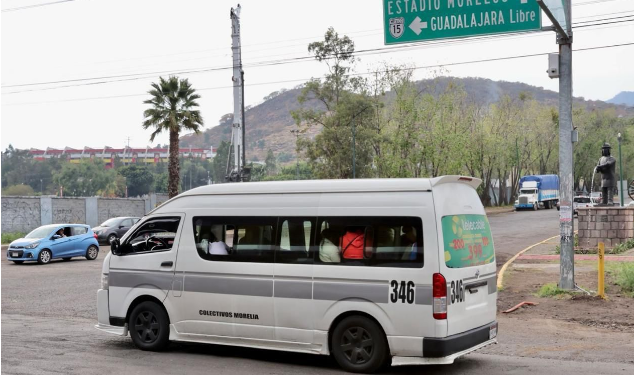 Servicio de transporte público se reanuda de manera gradual en Michoacán