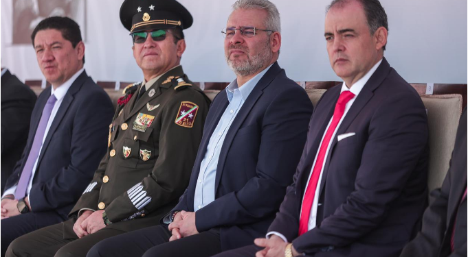 Baltazar Gaona llama a enaltecer la Bandera de México como símbolo de unidad y respeto nacional