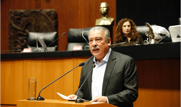 Senado aprueba por unanimidad reforma de Raúl Morón para transformar las bibliotecas en espacios incluyentes y plurilingües