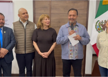 Pátzcuaro en Guatemala: Julio Arreola inaugura Biblioteca Eréndira y hermanamiento con Quetzaltenango