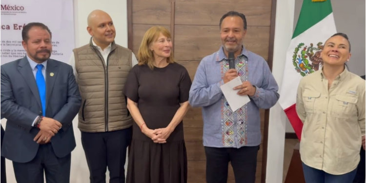 Pátzcuaro en Guatemala: Julio Arreola inaugura Biblioteca Eréndira y hermanamiento con Quetzaltenango