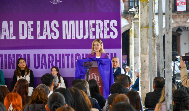 Andrea Rodríguez alza la voz por las mujeres de Pátzcuaro