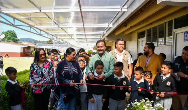 Con trabajo y resultados, Julio Arreola mejora escuelas y da tranquilidad a las familias