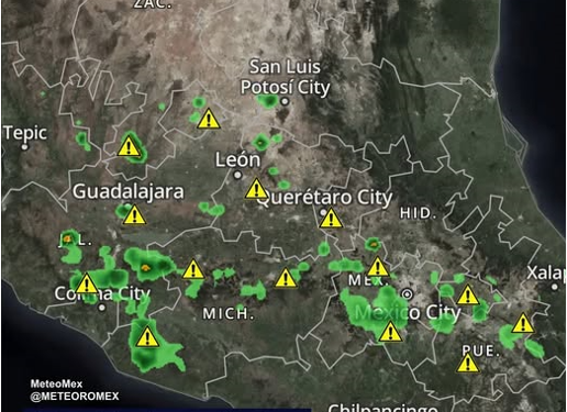 Nuevamente, en el transcurso de la tarde y noche se pronostica el desarrollo de núcleos de tormenta desde #Jalisco hasta el estado de #Puebla.