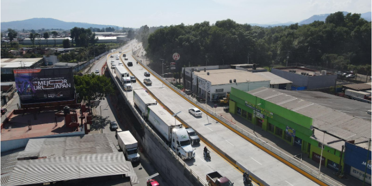 Cuenta regresiva en Uruapan; este mes concluye la obra del distribuidor vial “La Hielera”