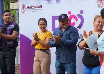 Fanny Arreola inaugura microparque en la colonia Ferrocarril para recuperar espacios públicos.