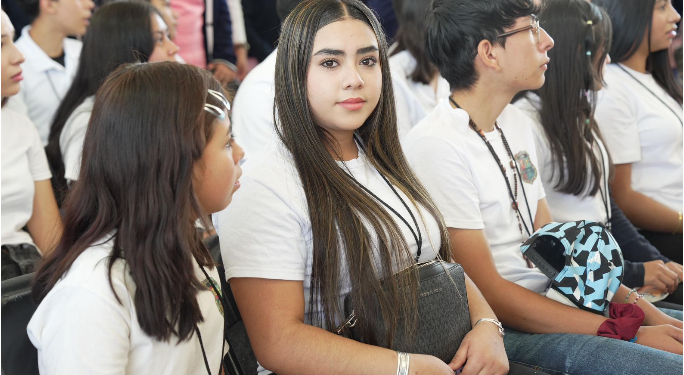 Con Plan Michoacán, avanza expansión del bachillerato nacional