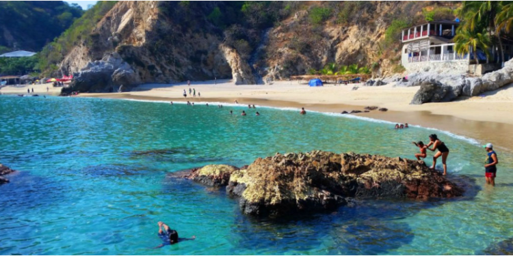 Michoacán listo para recibir al turismo; playas limpias y seguridad garantizada en Semana Santa