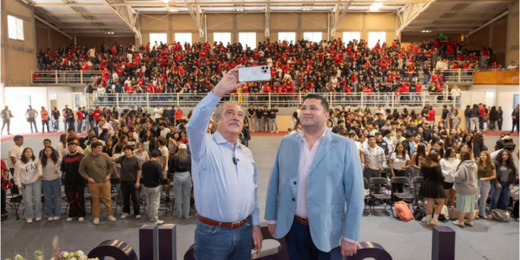 Acceso a becas y fortalecimiento de programas de estudio, compromisos de Morón con universitarios