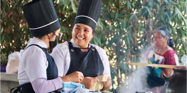 Aquila ya tiene carreras universitarias: Gastronomía, Minería y Agricultura