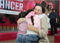 Cuidar a quienes cuidan: Disponible apoyo económico para familias de niñas y niños con cáncer