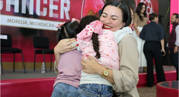 Cuidar a quienes cuidan: Disponible apoyo económico para familias de niñas y niños con cáncer