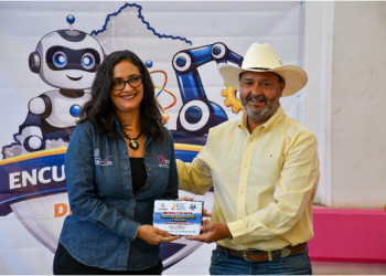 La educación y la innovación son la base del futuro para Pátzcuaro: Julio Arreola