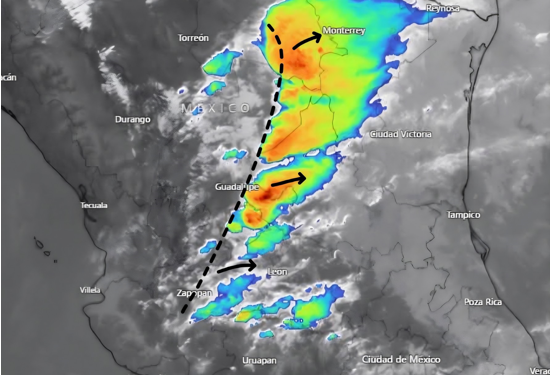 Las recientes imágenes de satélite muestran el desarrollo de una línea de convección profunda que se extiende desde Coahuila hasta Jalisco, generando lluvias y tormentas.