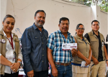 Apoyar y servir a la gente es llevar bienestar a cada familia: Julio Arreola