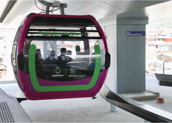 El teleférico es más simulación que modernidad: CRTM