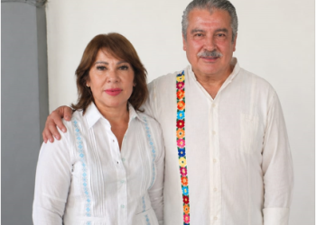 Renuncia la Secretaria de Desarrollo Económico y se suma al equipo del senador Raúl Morón