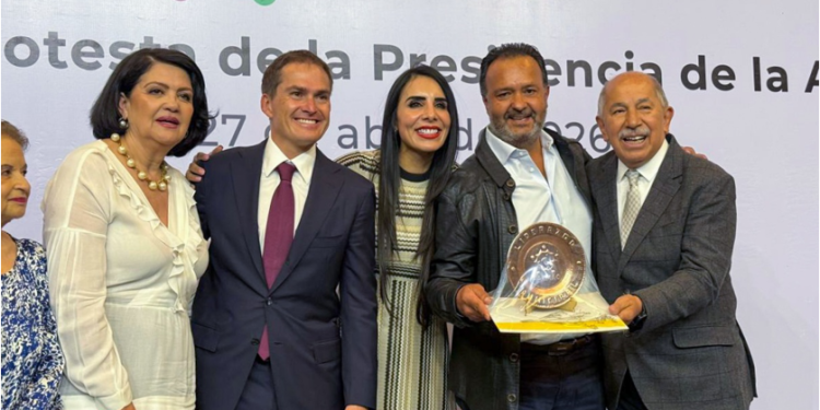 Julio Arreola es nombrado Coordinador Estatal de la AALMAC en Michoacán