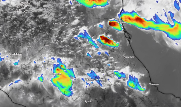 ¡Atentos! Esta tarde, las imágenes de satélite muestran el desarrollo de núcleos de tormenta, con tendencia a fortalecerse.