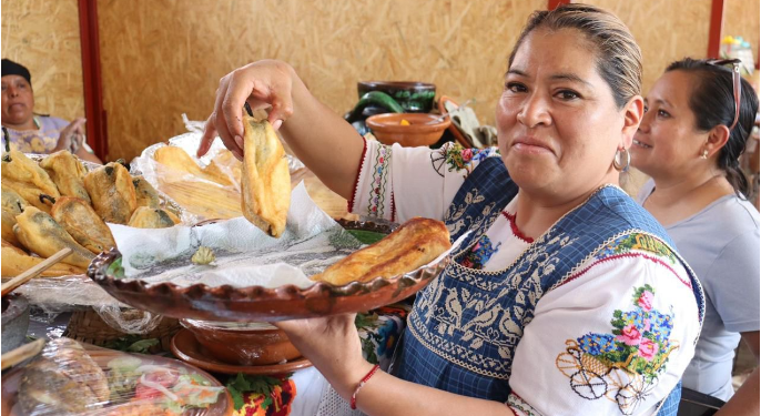 Cocineras tradicionales llenarán de sabor el Jalo Futbolero en el Festival de Origen