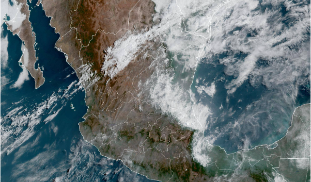 Viernes, continuando el potencial de registrarse lluvias fuertes acompañadas de granizadas en México.