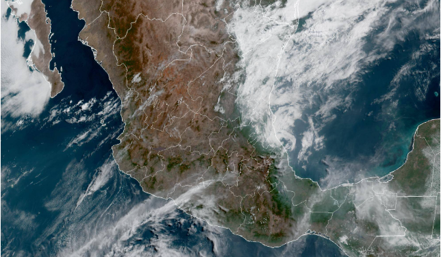 Sábado, con lluvias fuertes a muy fuertes debido a un canal de baja presión en México.