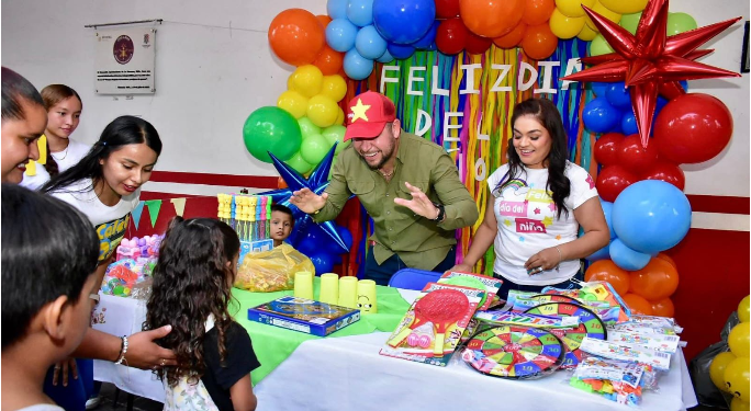 Felicita Reyes Galindo a infancias del Distrito 22 y de todo Michoacán