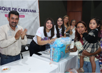Arranca en Charo la caravana Jalo por las Mamás con entrega de 36 mil pañales a madres autónomas