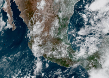 Martes, continuando las lluvias fuertes a muy fuertes debido a canales de baja presión y una onda tropical en México.