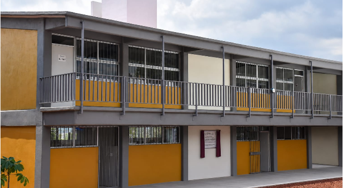 Julio Arreola cumple: Pátzcuaro fortalece su infraestructura educativa con nueva secundaria