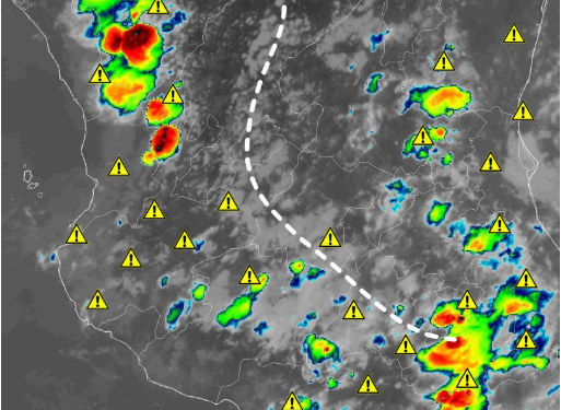 ¡Prepárate! En las próximas horas se pronostican lluvias fuertes con potencial de tiempo en el occidente, oriente y centro de México.