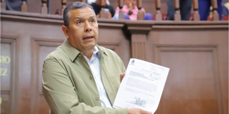 Licencia de Torres Piña, es parte de la estrategia de Bedolla; ya esta autorizada porque el Congreso es una Oficialía de Partes