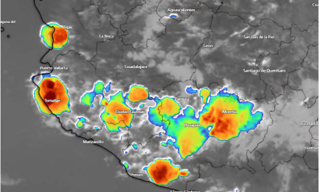 Las recientes imágenes de satélite muestran el desarrollo de intensos núcleos de tormenta, los cuales están provocando lluvias fuertes y actividad eléctrica.