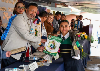 Los sueños comienzan en las aulas; apoyarlos es construir el futuro de Pátzcuaro: Julio Arreola