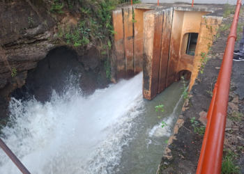 Inicia desfogue de la Presa de Cointzio; no hay riesgo para la población: Conagua