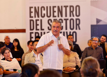 Sector educativo de Michoacán cierra filas con Raúl Morón