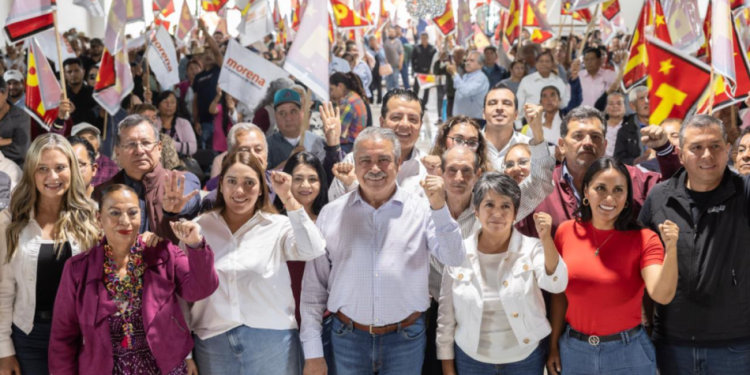 Avanza Morón en la construcción de la unidad en Michoacán