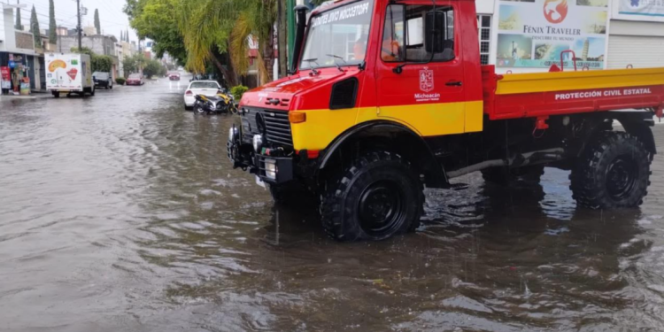 Llama Protección Civil Estatal a extremar precauciones ante pronóstico de lluvias fuertes en Michoacán