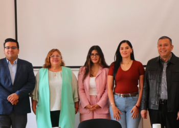 Se reúne Comisión de Asuntos Electorales con presidenta provisional del IEM