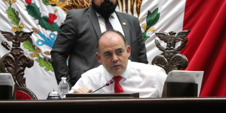 Exige Baltazar Gaona retirar concesión de Kansas City Southern ante accidentes ferroviarios en Michoacán