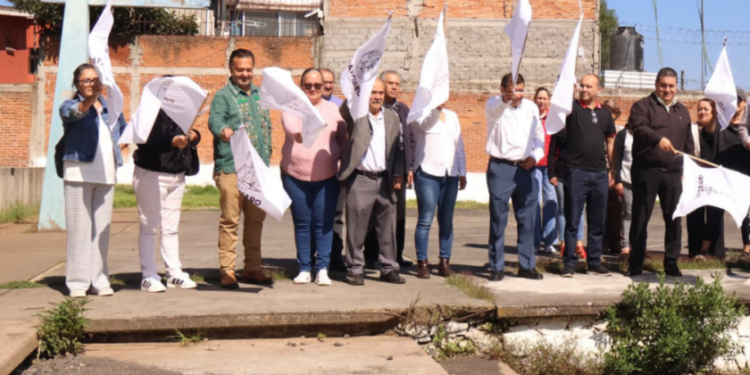 Invertir en la educación es sembrar oportunidades para el presente y el futuro de Pátzcuaro: Julio Arreola