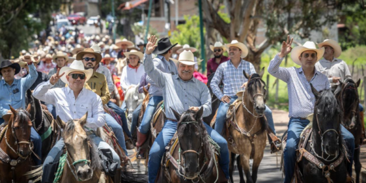 Raúl Morón se consolida como el artífice de la unidad y la organización popular en Michoacán