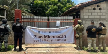 SSP apoya en cateo a la FGE, localizan 10 kg de metanfetamina